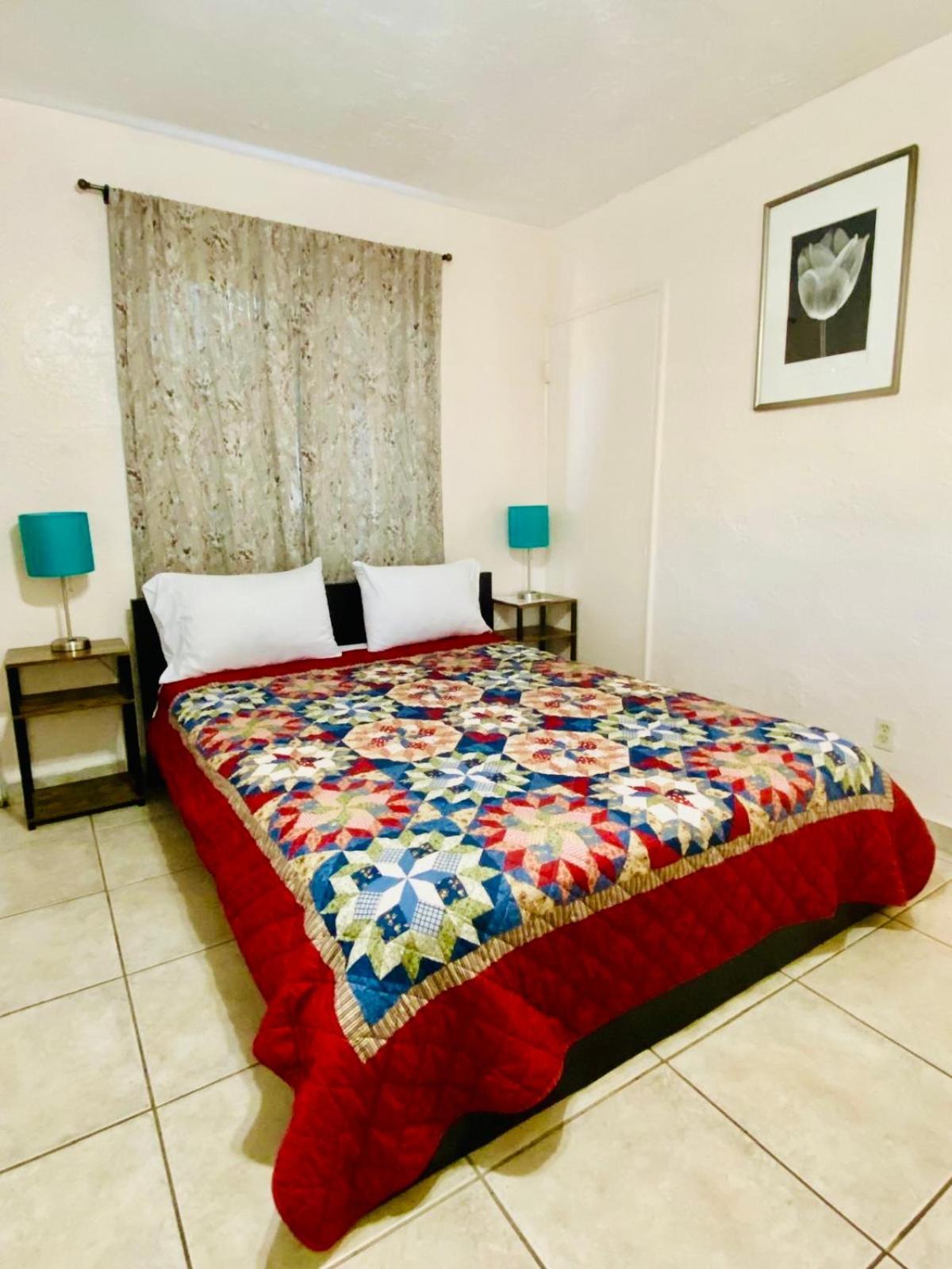 Hallandale Beach Motel With Free Parking And Full Kitchen ! No Extra Fees! Accepting Cash! エクステリア 写真